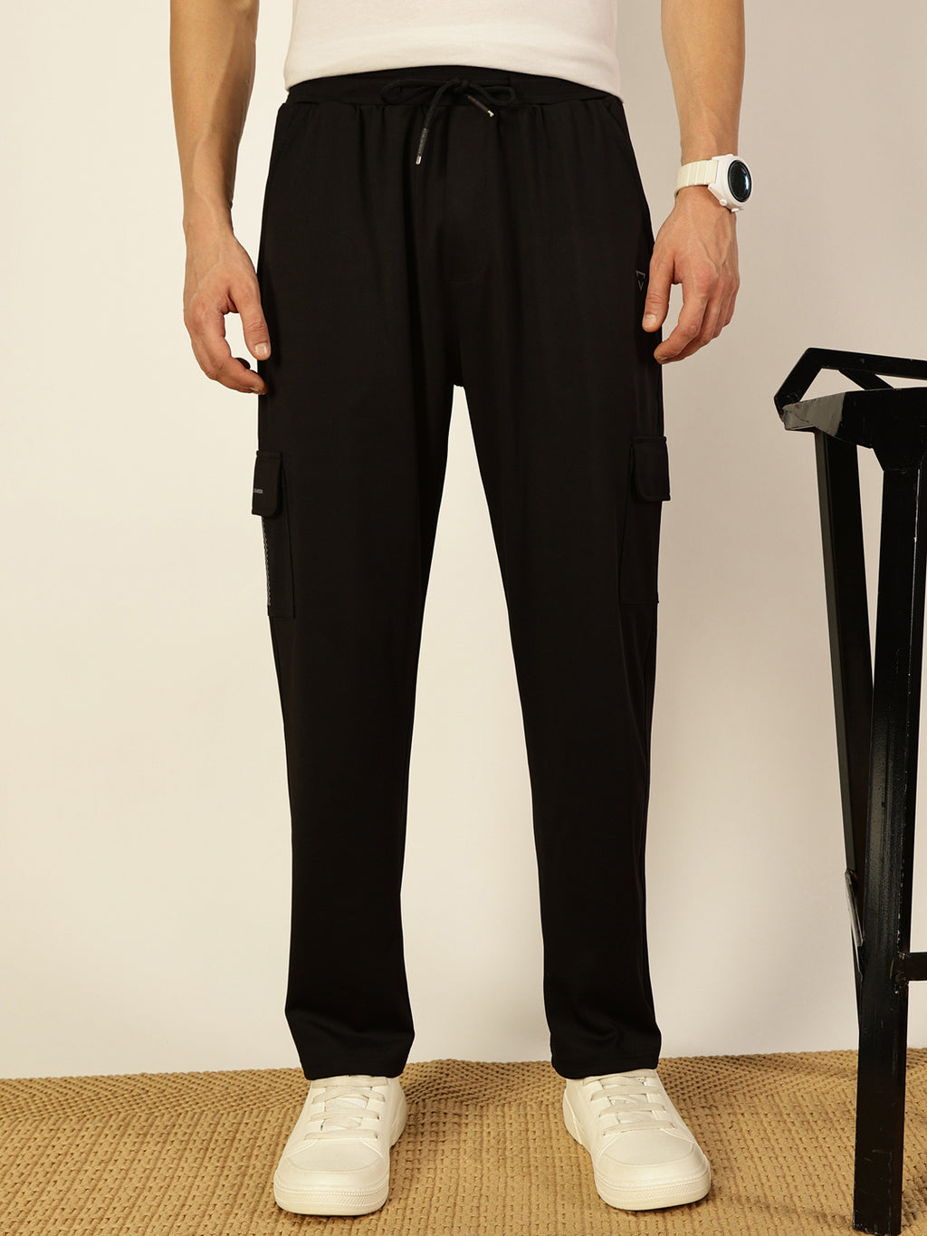 Thomas Scott Men Mid-Rise Track Pants