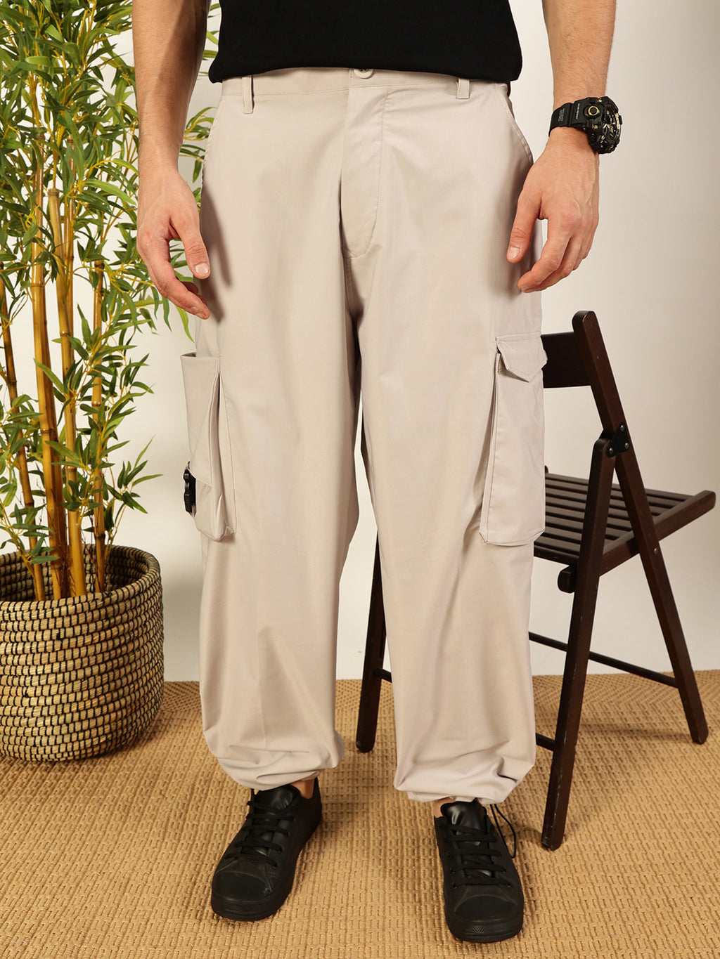 Thomas Scott Men Grey Classic Loose Fit Regular Cargos Trousers