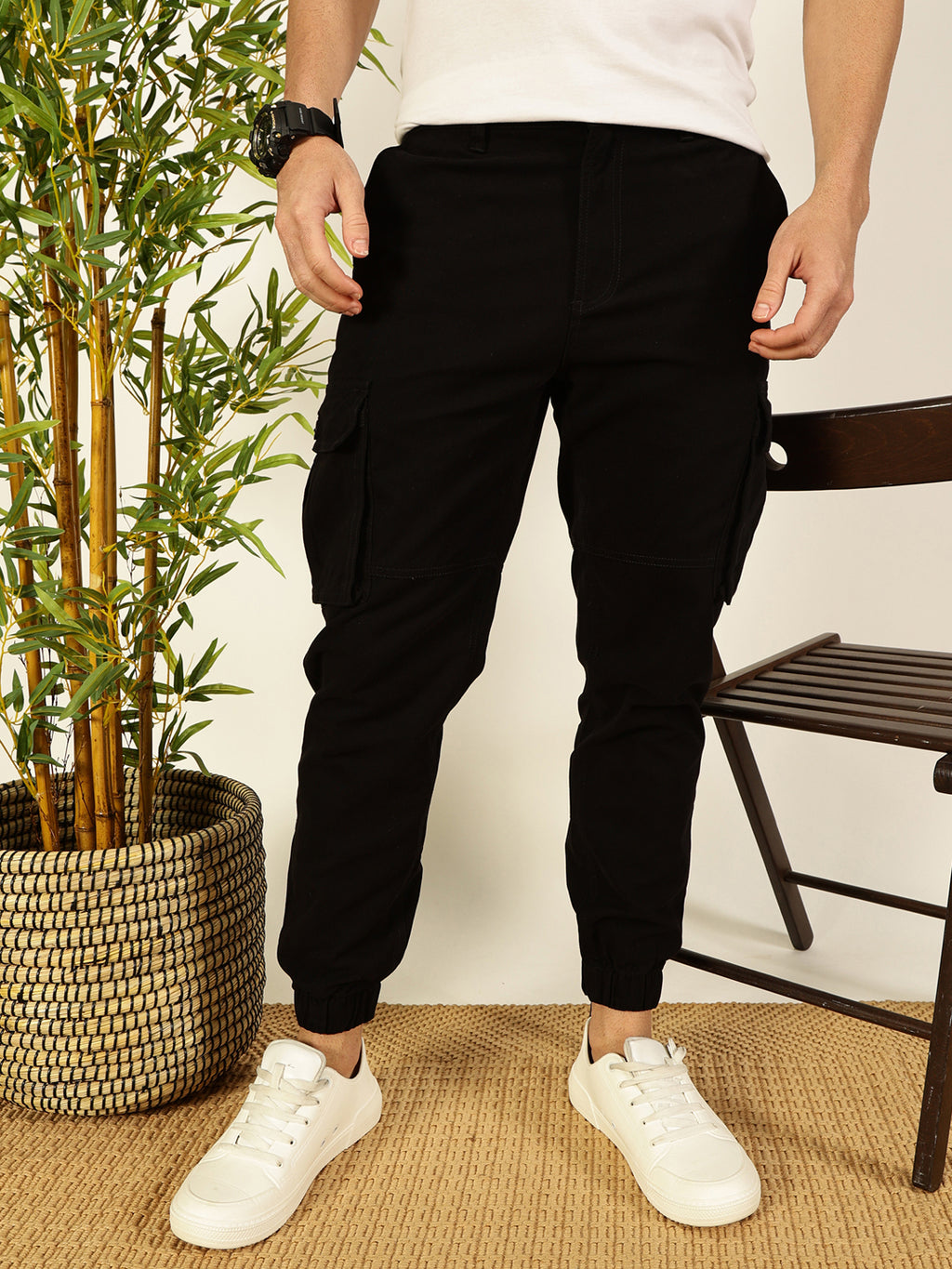 Thomas Scott Men Classic Slim Fit Easy Wash Cargos Trousers