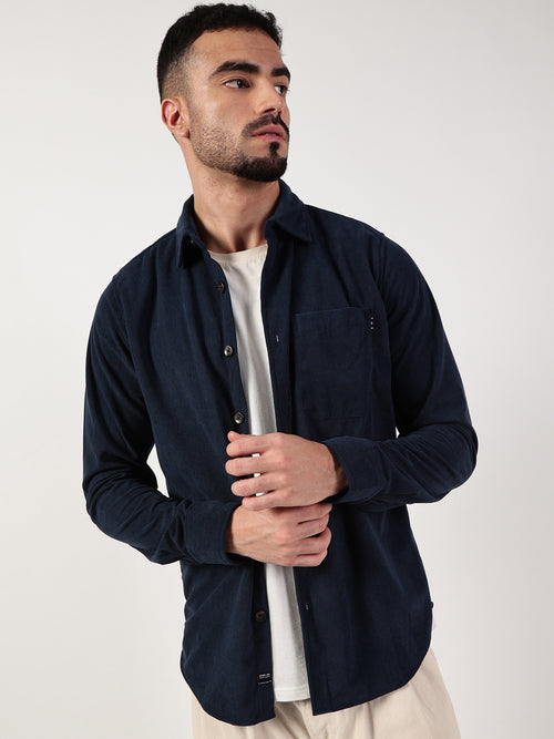 Thomas Scott Men Navy Premium Spread Collar Textured Relaxed Fit Casual Shirt