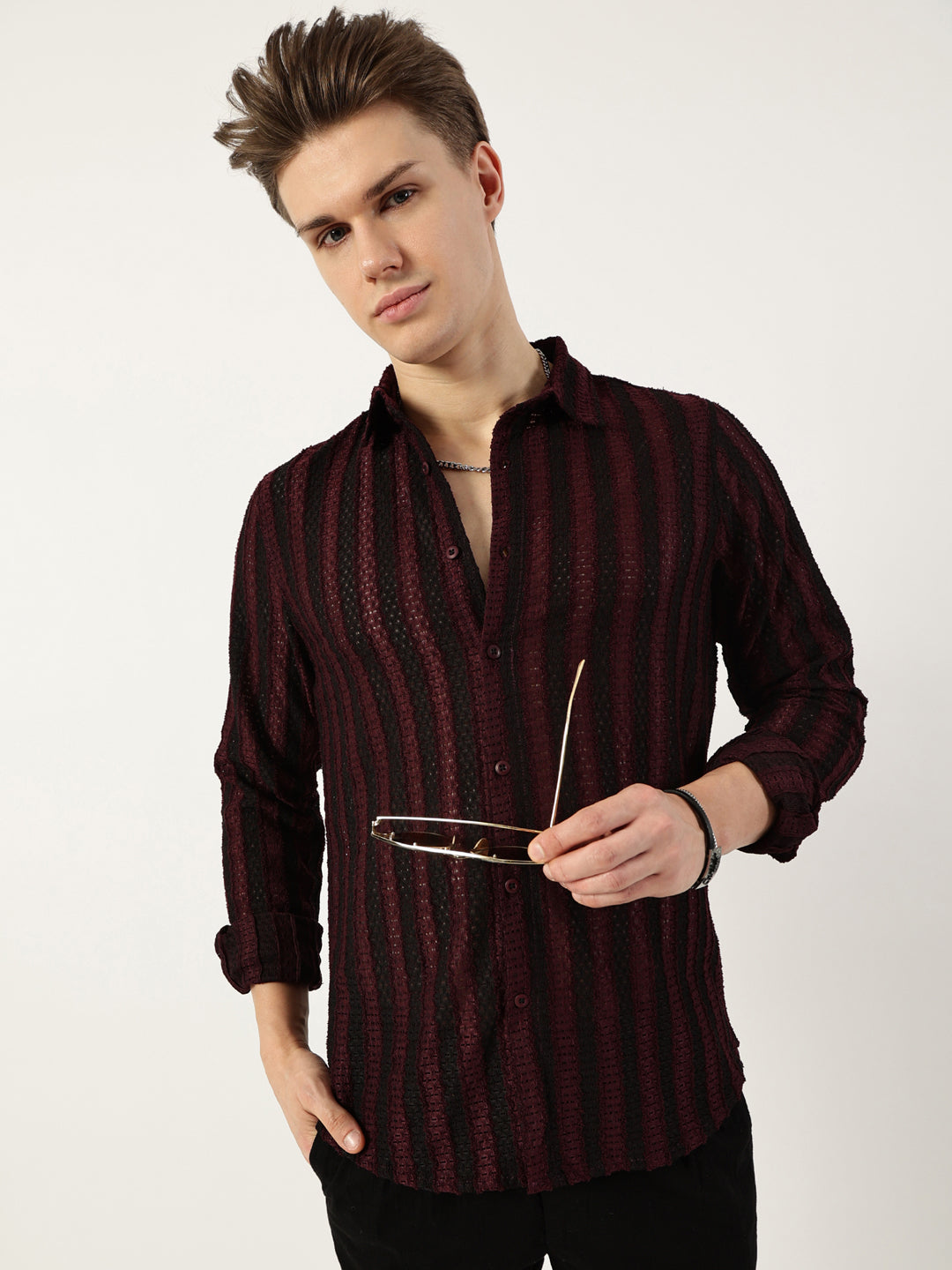 Thomas Scott Men Wine Premium Spread Collar Textured Solid Slim Fit Casual Shirt