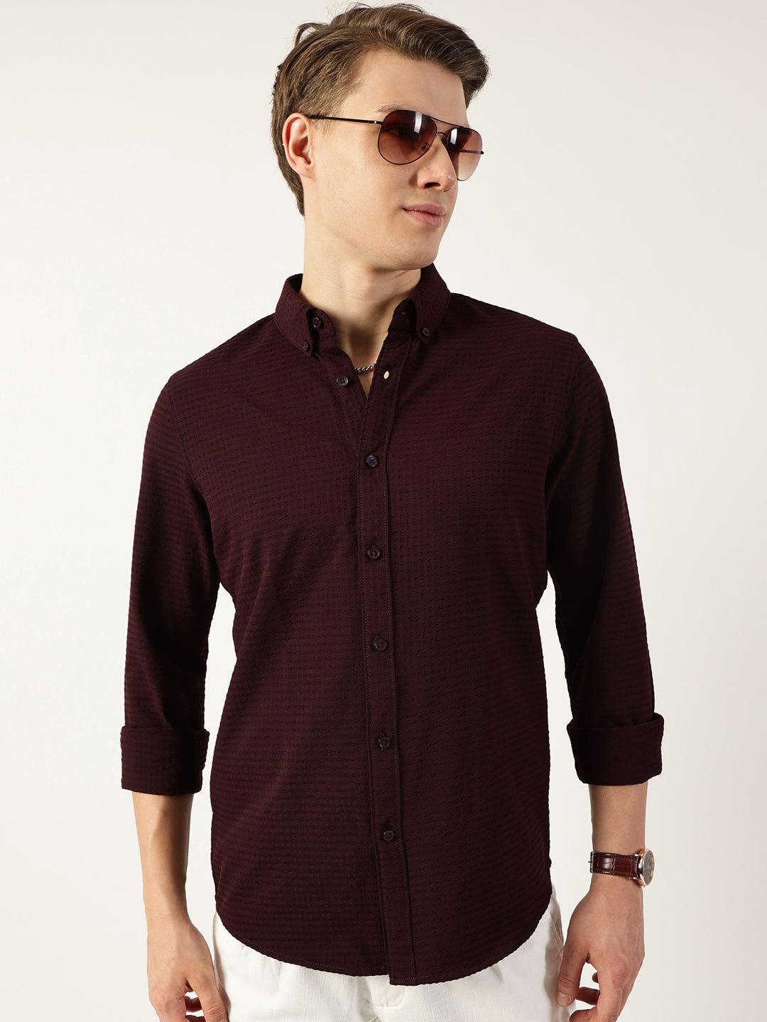Thomas Scott Men Wine Smart Button-Down Collar Textured Solid Slim Fit Casual Shirt