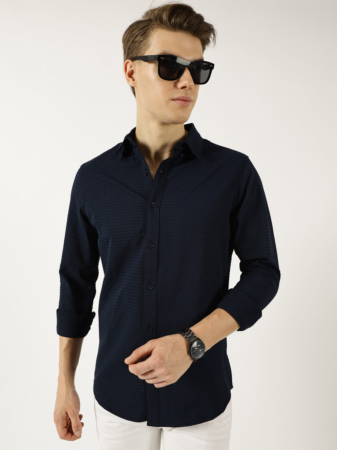 Thomas Scott Men Navy Classic Spread Collar Textured Solid Slim Fit Casual Shirt