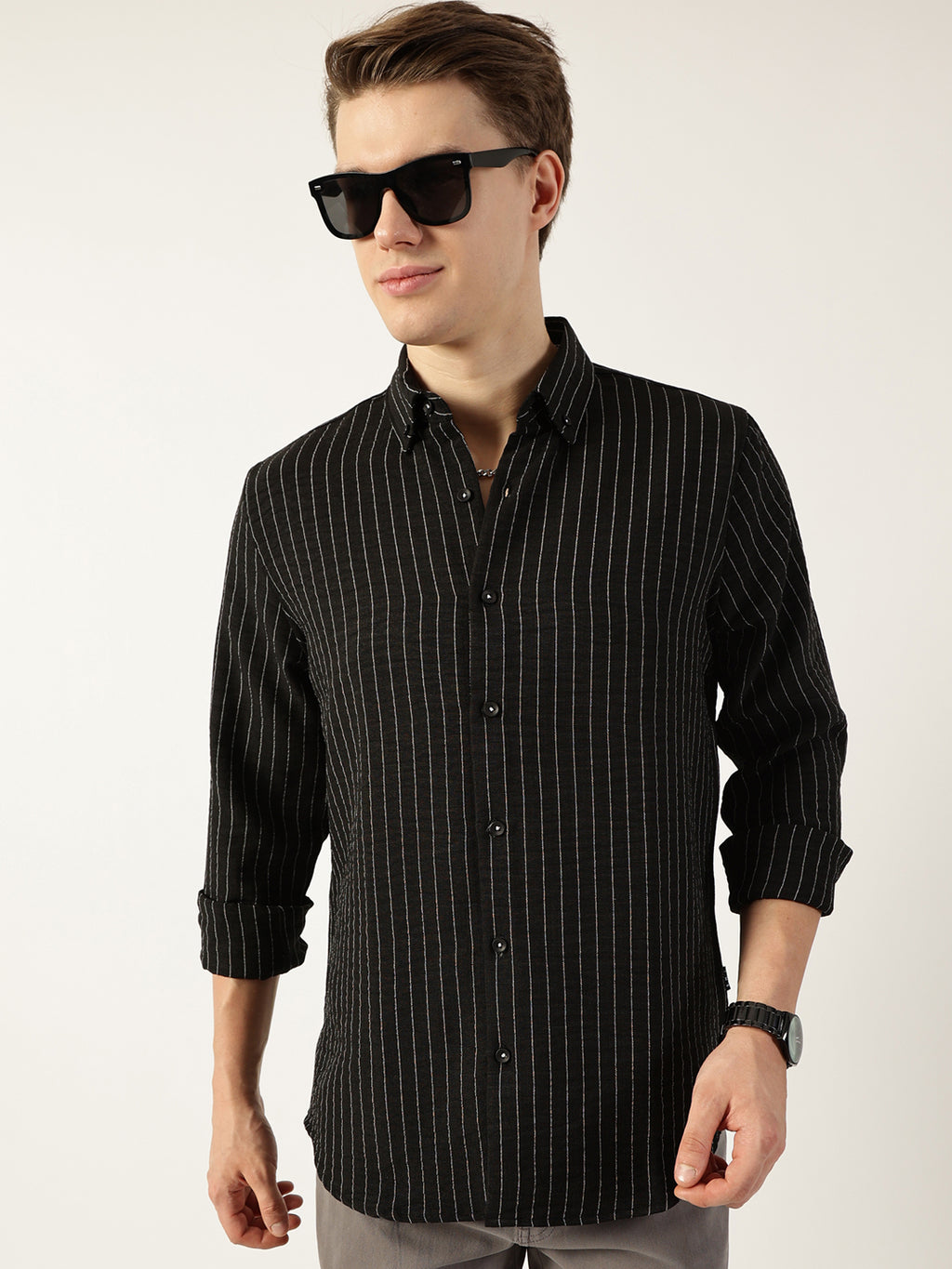 Thomas Scott Men Black Premium Spread Collar Vertical Striped Slim Fit Casual Shirt