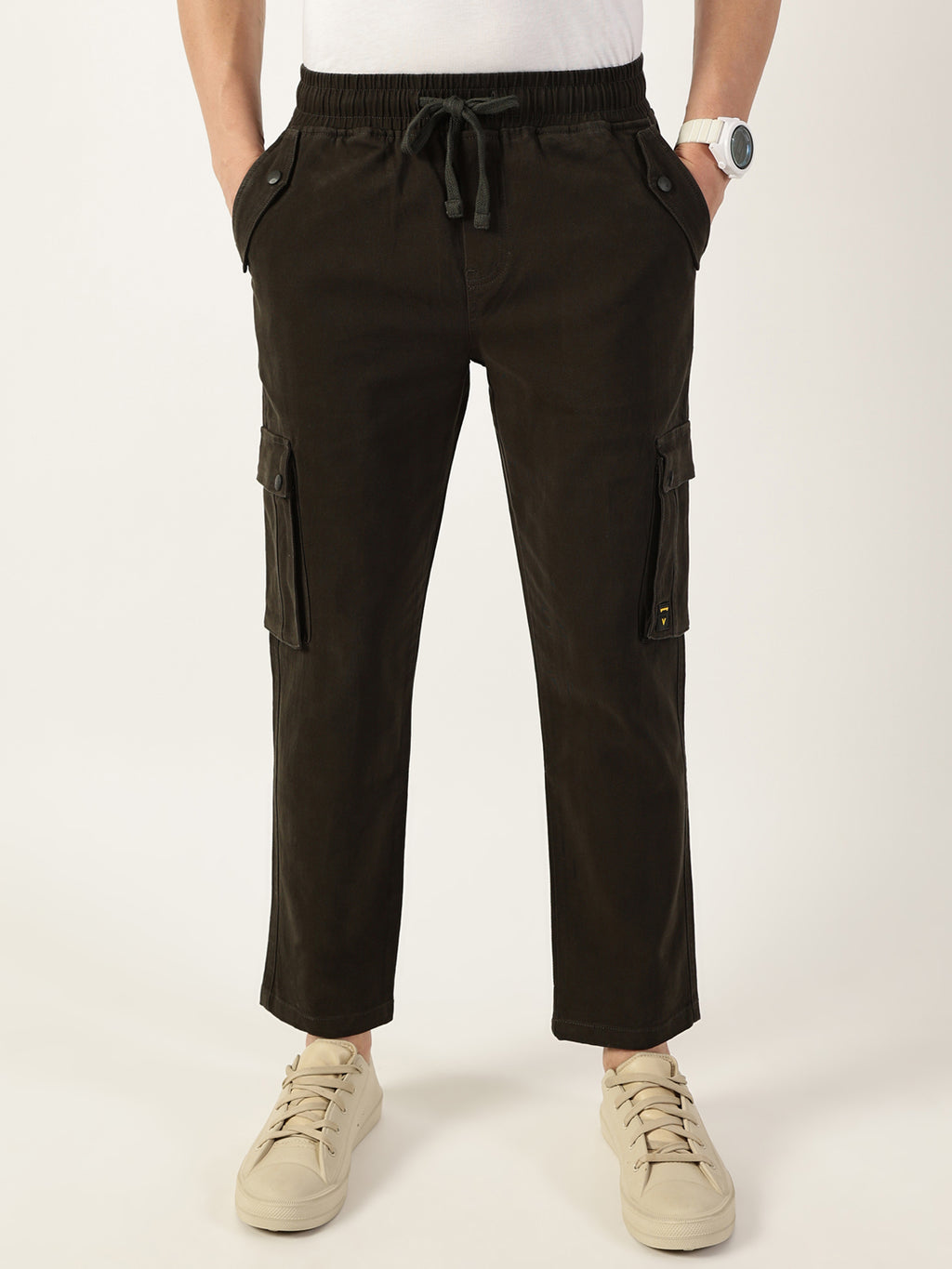 Thomas Scott Men Bottle Green Relaxed Loose Fit Easy Wash Cargos Trousers