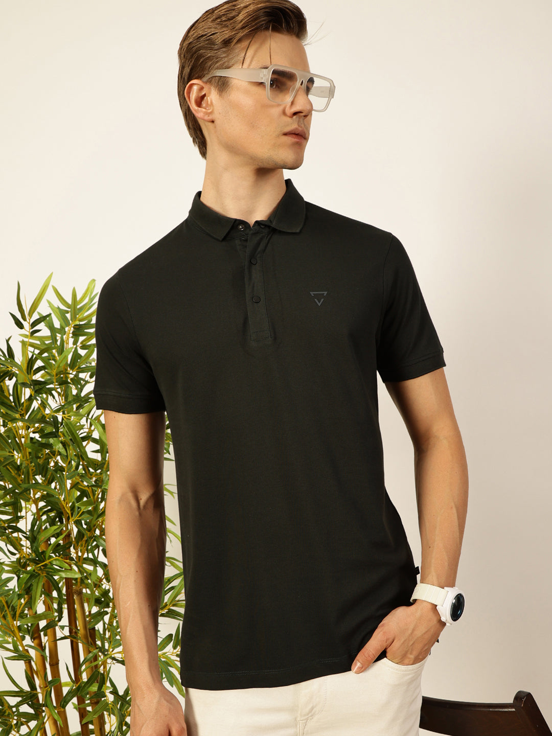 Thomas Scott Men Bottle Green Solid Polo Collar Cotton T-shirt
