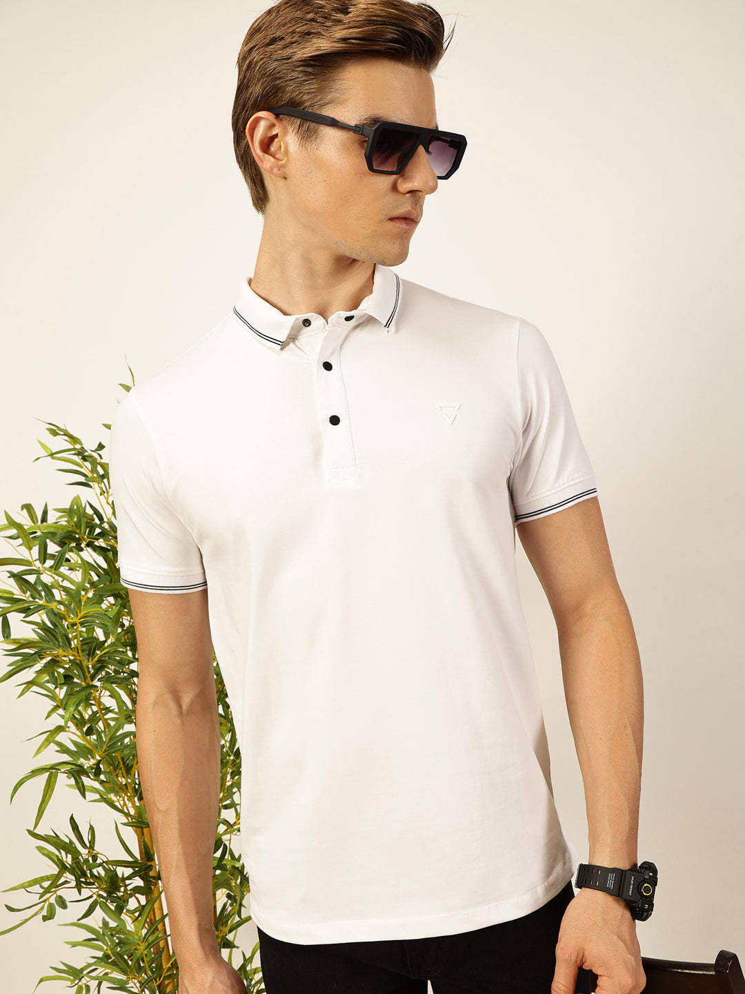 Thomas Scott Men White Solid Polo Collar Cotton T-shirt