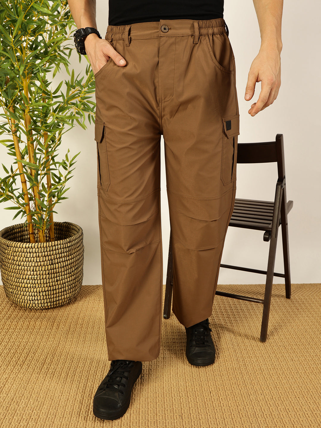 Thomas Scott Men Brown Smart Loose Fit Woven Cargo Trousers