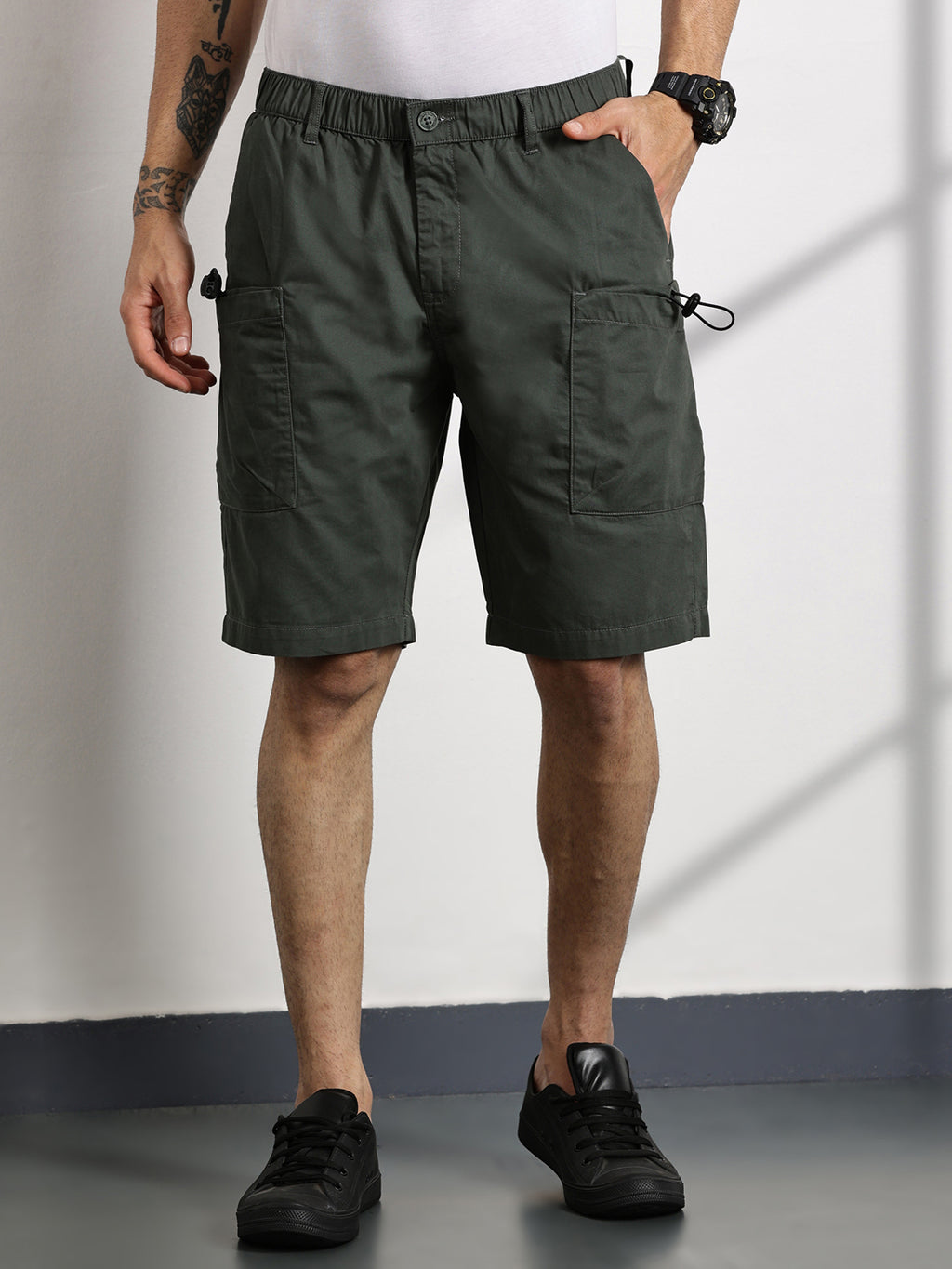 Thomas Scott Men Olive Relaxed Fit Outdoor Cargo Shorts
