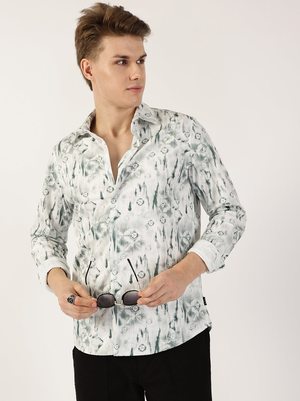 Thomas Scott Men Green Premium Abstract Printed Casual Shirt