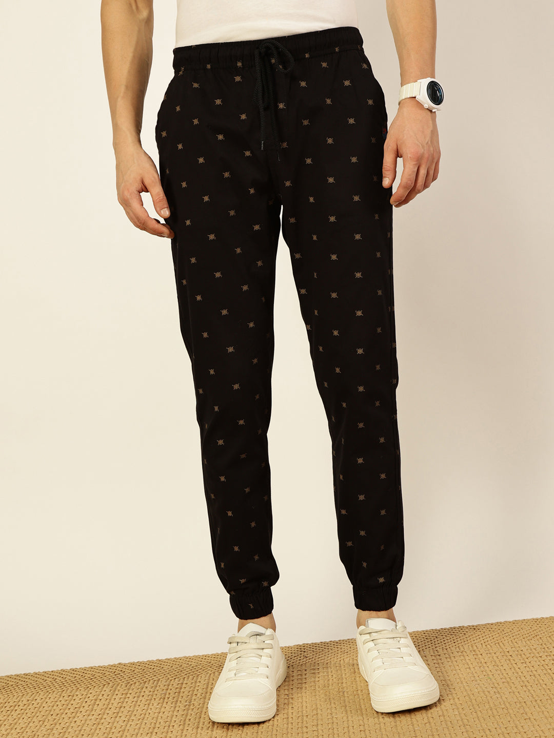 Thomas Scott Men Abstract Printed Smart Slim Mid-Rise Fit Easy Wash Joggers Trousers