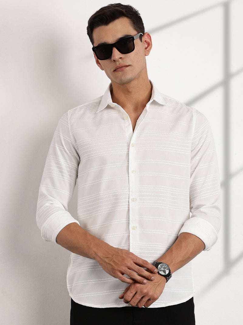 Thomas Scott Men White Slim Fit Cutaway Collar Long Sleeves Self Design Casual Shirt