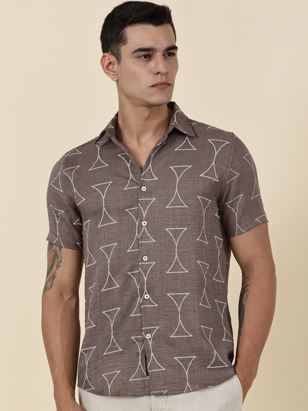 Thomas Scott Men Brown Slim Fit Short Sleeves Geometric Print Casual Shirt