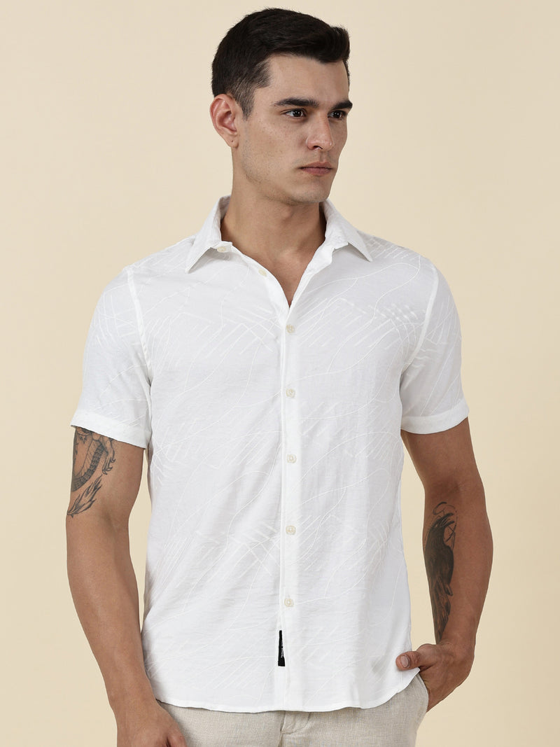 Thomas Scott Men White Slim Fit Short Sleeves Abstract Print Casual Shirt