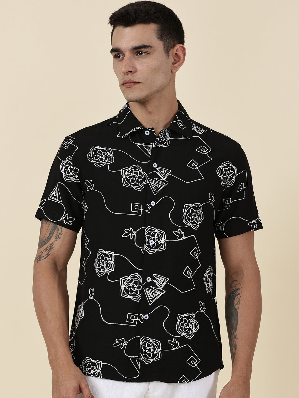 Thomas Scott Men Black Regular Fit Short Sleeves Spread Collar Embroidered Shirt