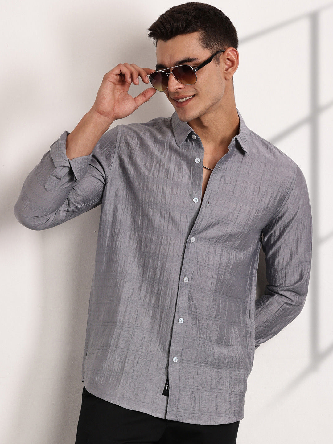 Thomas Scott Men Grey Slim Fit Long Sleeves Horizontal Stripes Casual Shirt