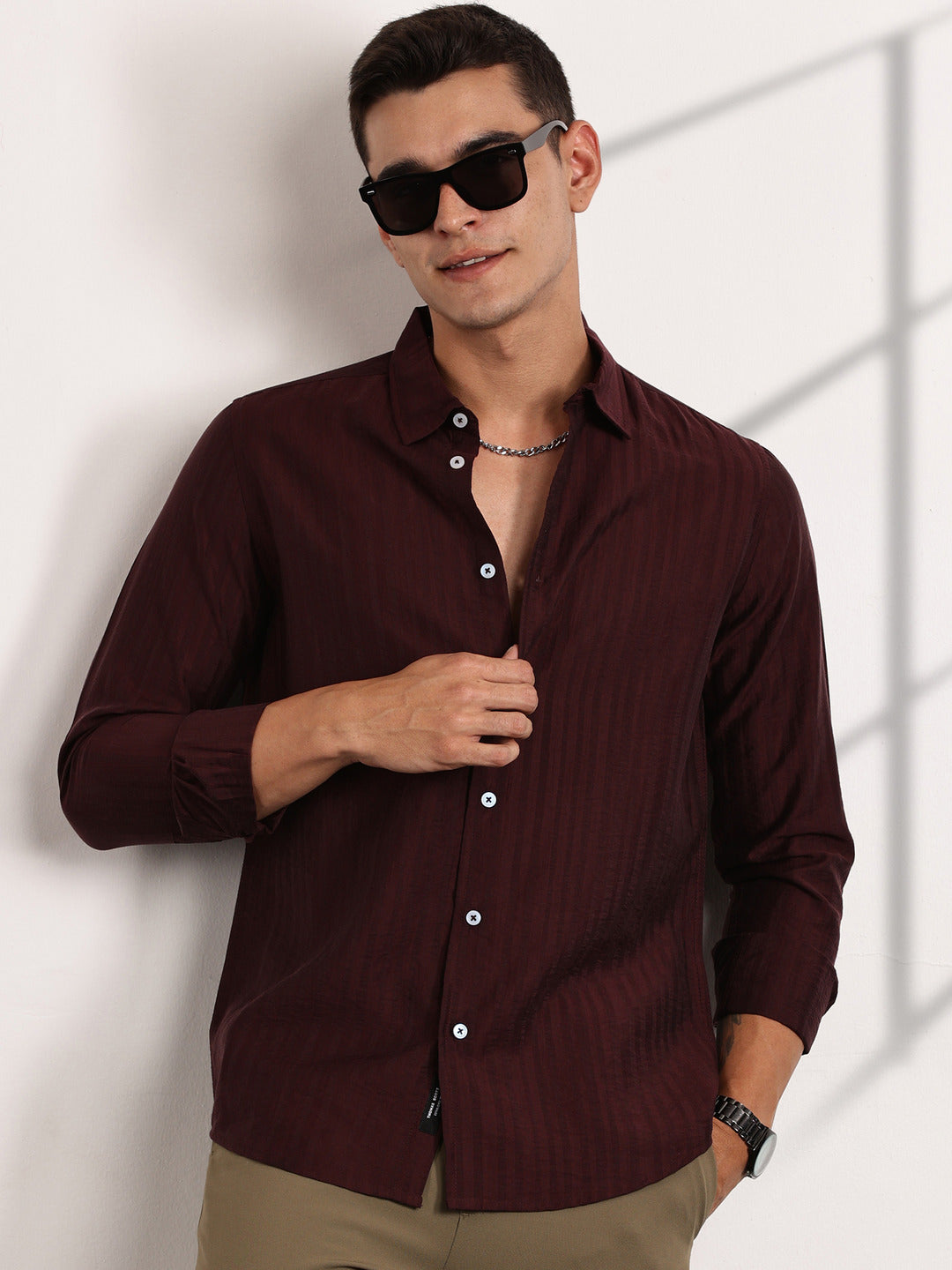 Thomas Scott Men Wine Slim Fit Long Sleeves Vertical Stripes Casual Shirt