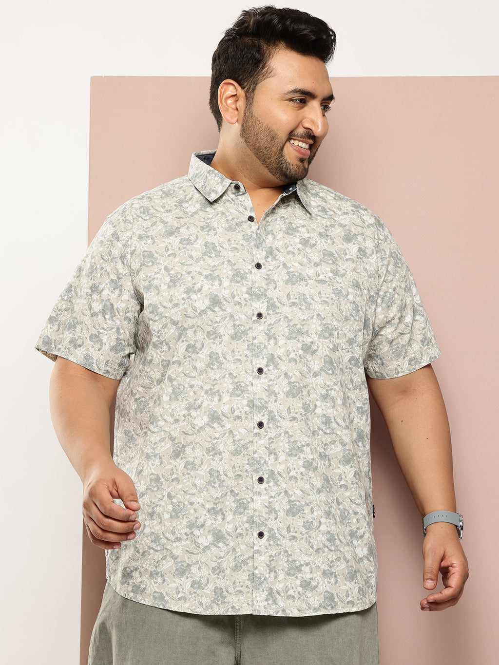 Thomas Scott Men Grey Plus Size Regular Fit Short Sleeves Floral Printed Woven Casual Shirt