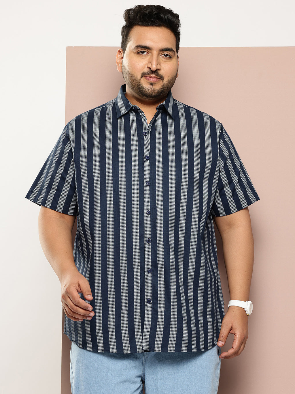 Thomas Scott Men Blue Plus Size Regular Fit Short Sleeves Waffle Printed Woven Casual Shirt