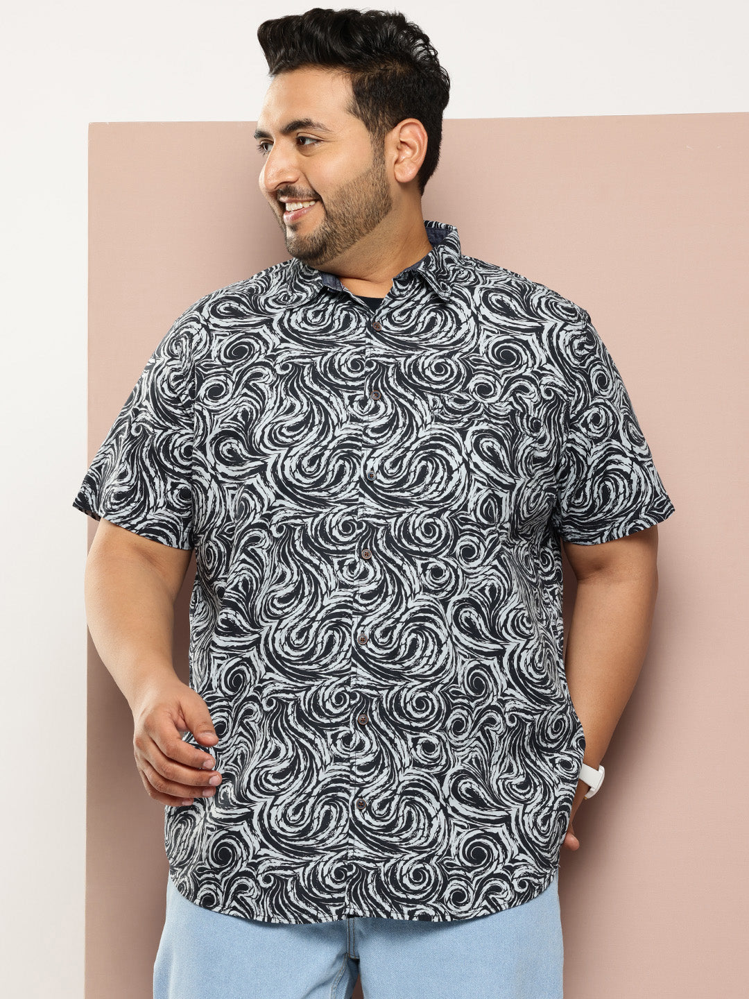 Thomas Scott Men Navy Plus Size Regular Fit Short Sleeves Abstract Print Woven Casual Shirt