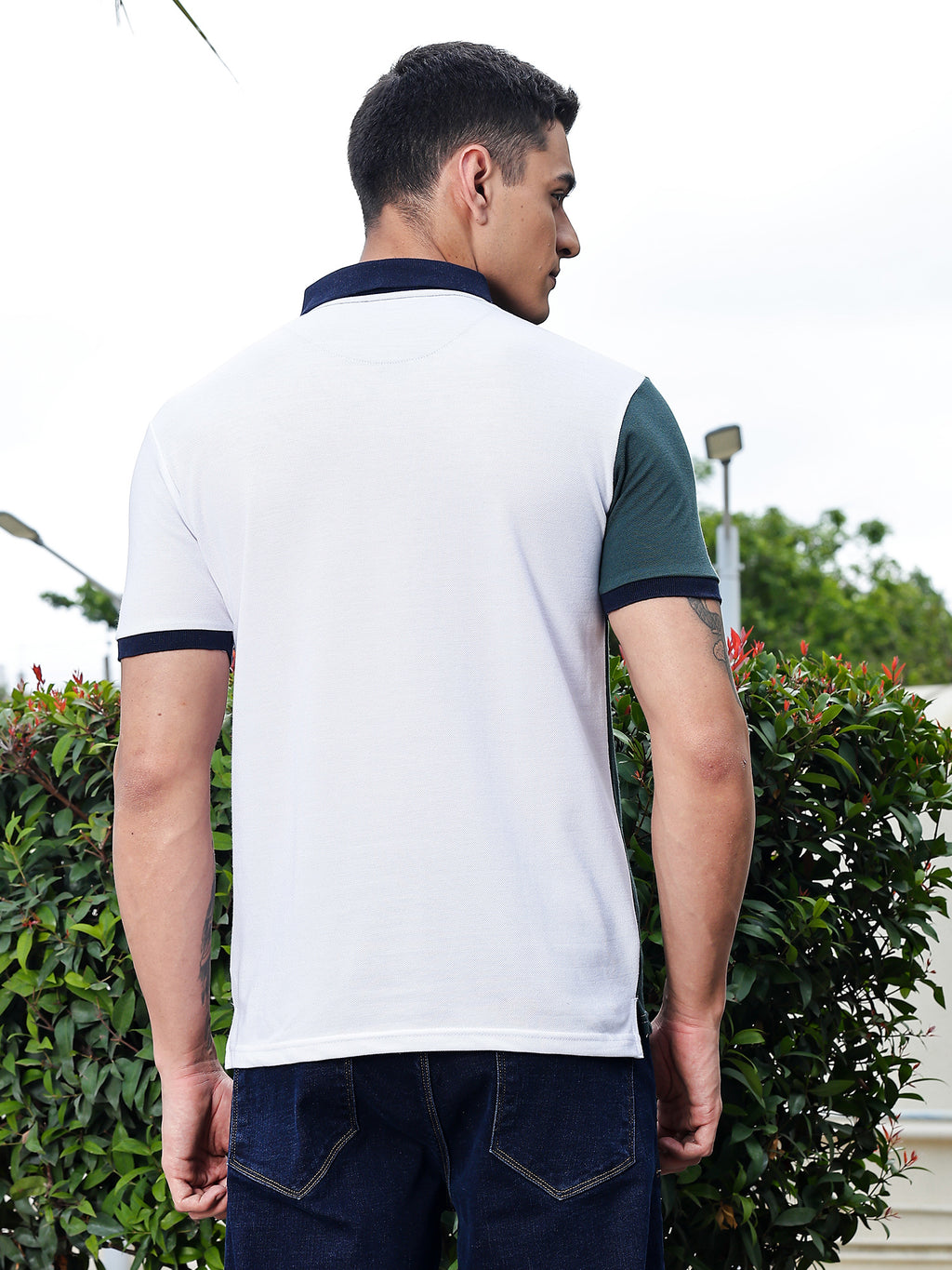 Thomas Scott Men Bottle Green Regular Fit Short Sleeves Polo Collar Knit Tshirt