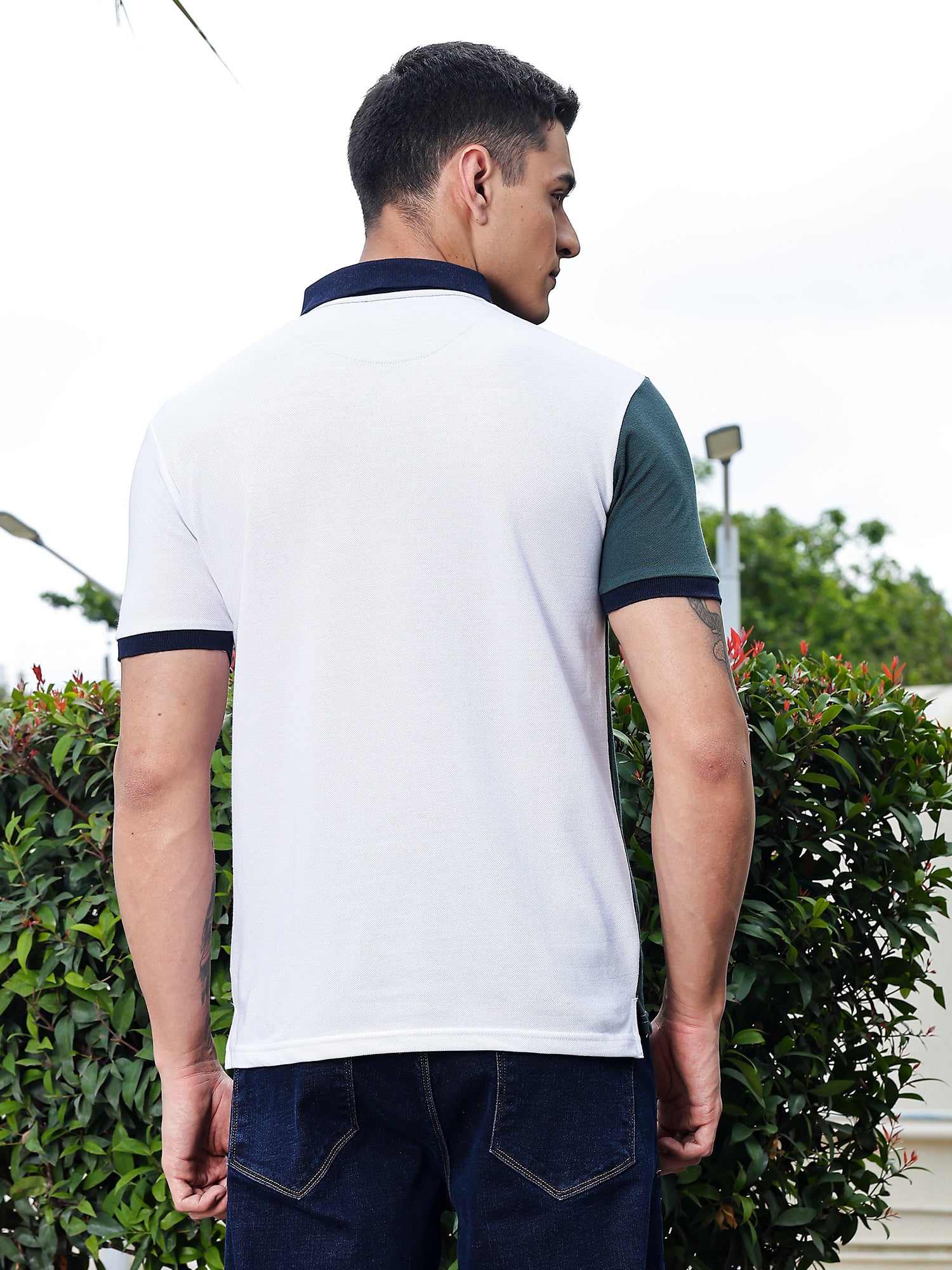 Thomas Scott Men Bottle Green Regular Fit Short Sleeves Polo Collar Knit Tshirt