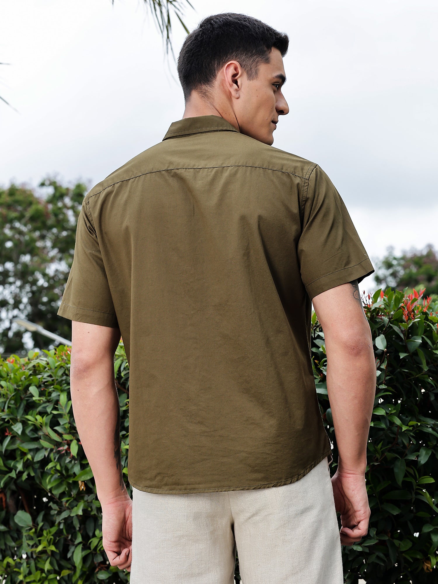 Thomas Scott Men Mehandi Regular Fit Short Sleeves Spread Collar Embroidered Shirt