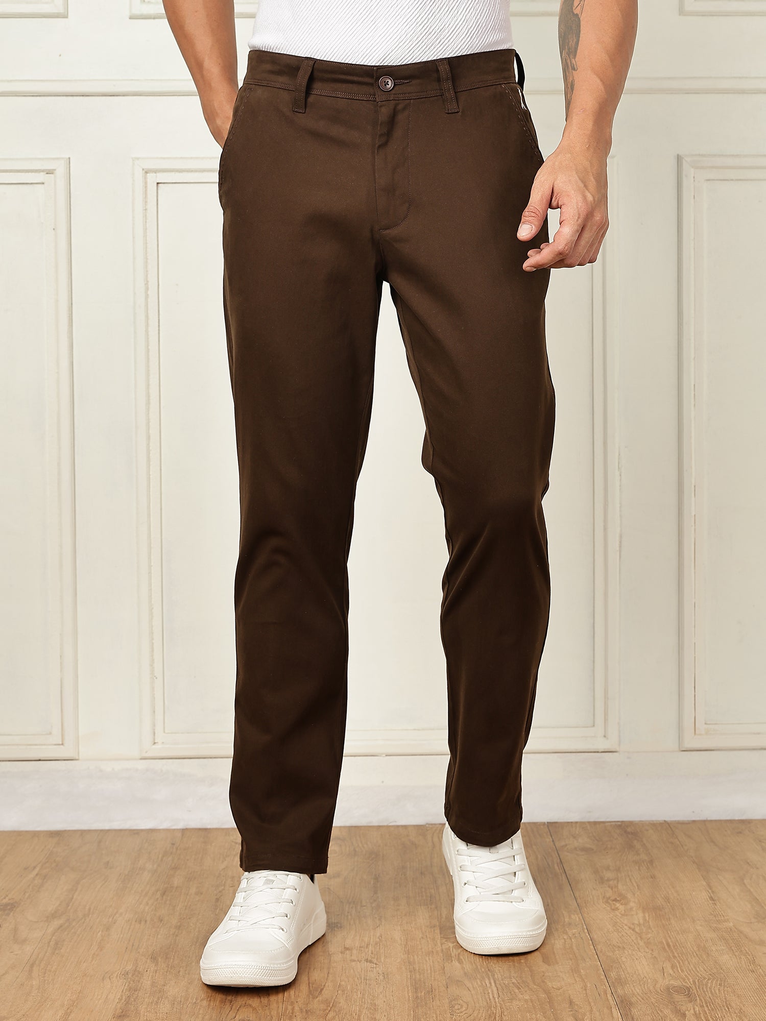 Thomas Scott Men Brown Mid-Rise Straight Fit Solid Woven Chinos Trouser