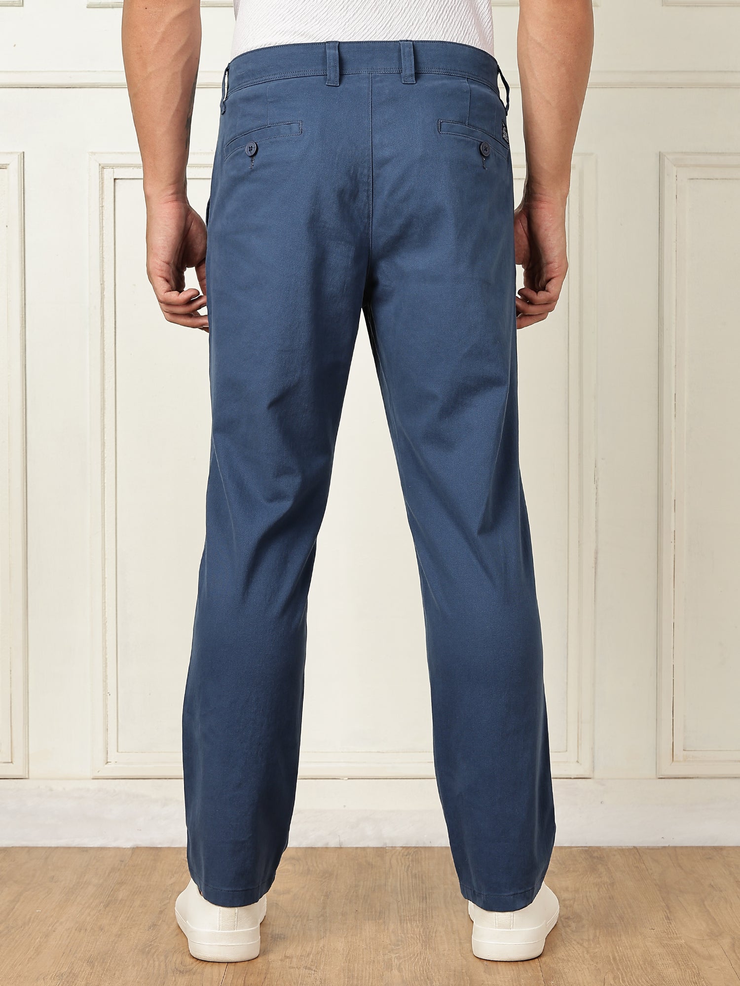 Thomas Scott Men InkBlue Mid-Rise Straight Fit Solid Woven Chinos Trouser