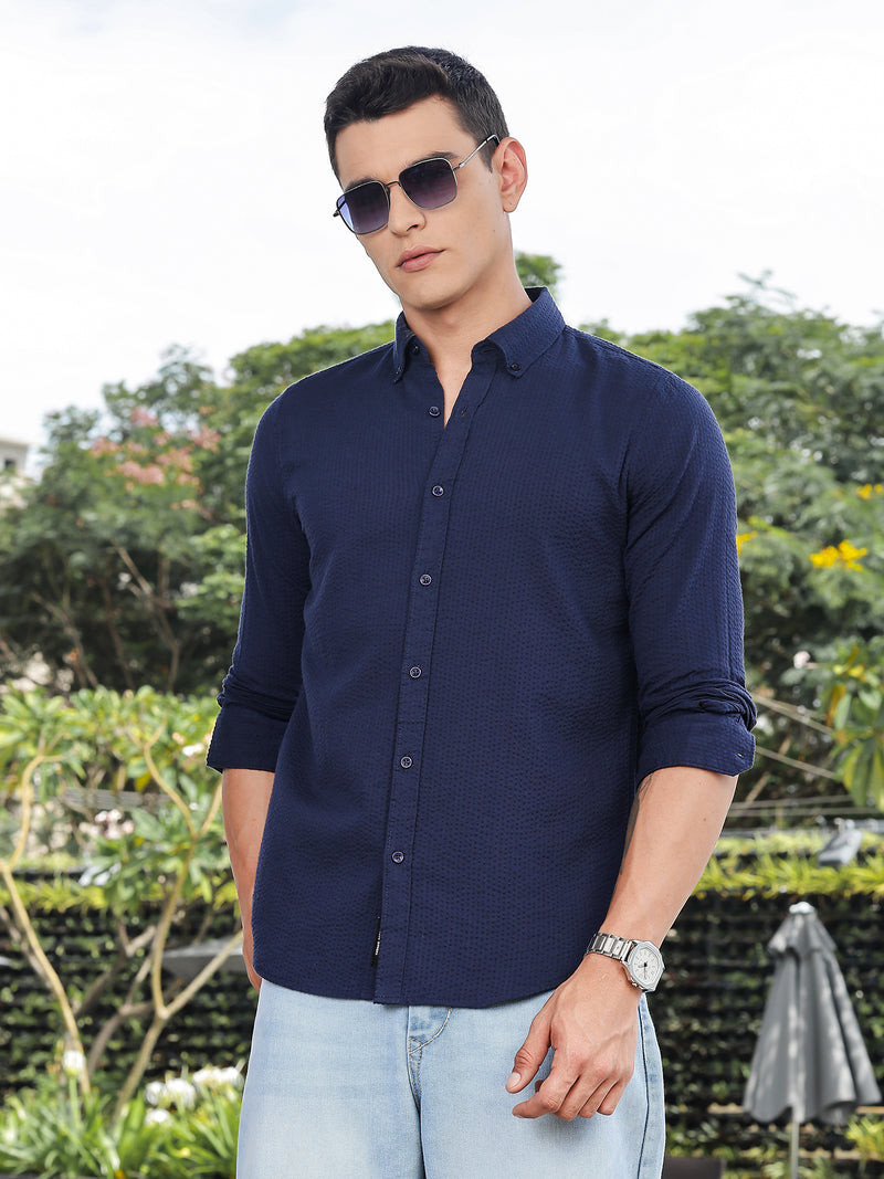 Thomas Scott Men Navy Slim Fit Long Sleeves Button-Down Collar Seersucker Shirt