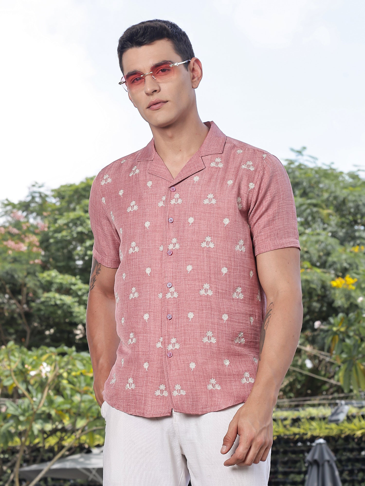 Thomas Scott Men Peach Regular Fit Short Sleeves Cuban Collar Embroidered Crop Shirt