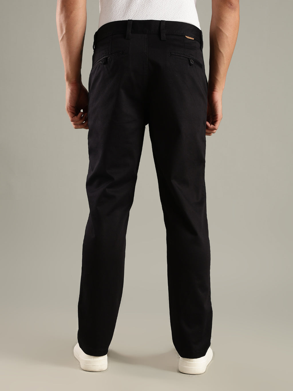 Thomas Scott Men Black Straight Fit Mid-Rise Solid Chinos Trouser