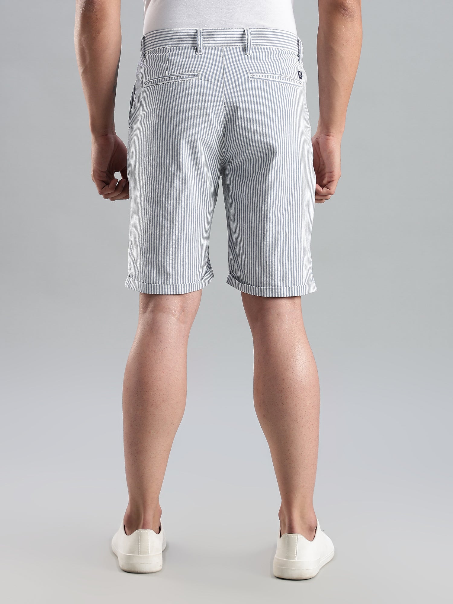 Thomas Scott Men Blue Mid-Rise Regular Fit Striped Cotton Shorts