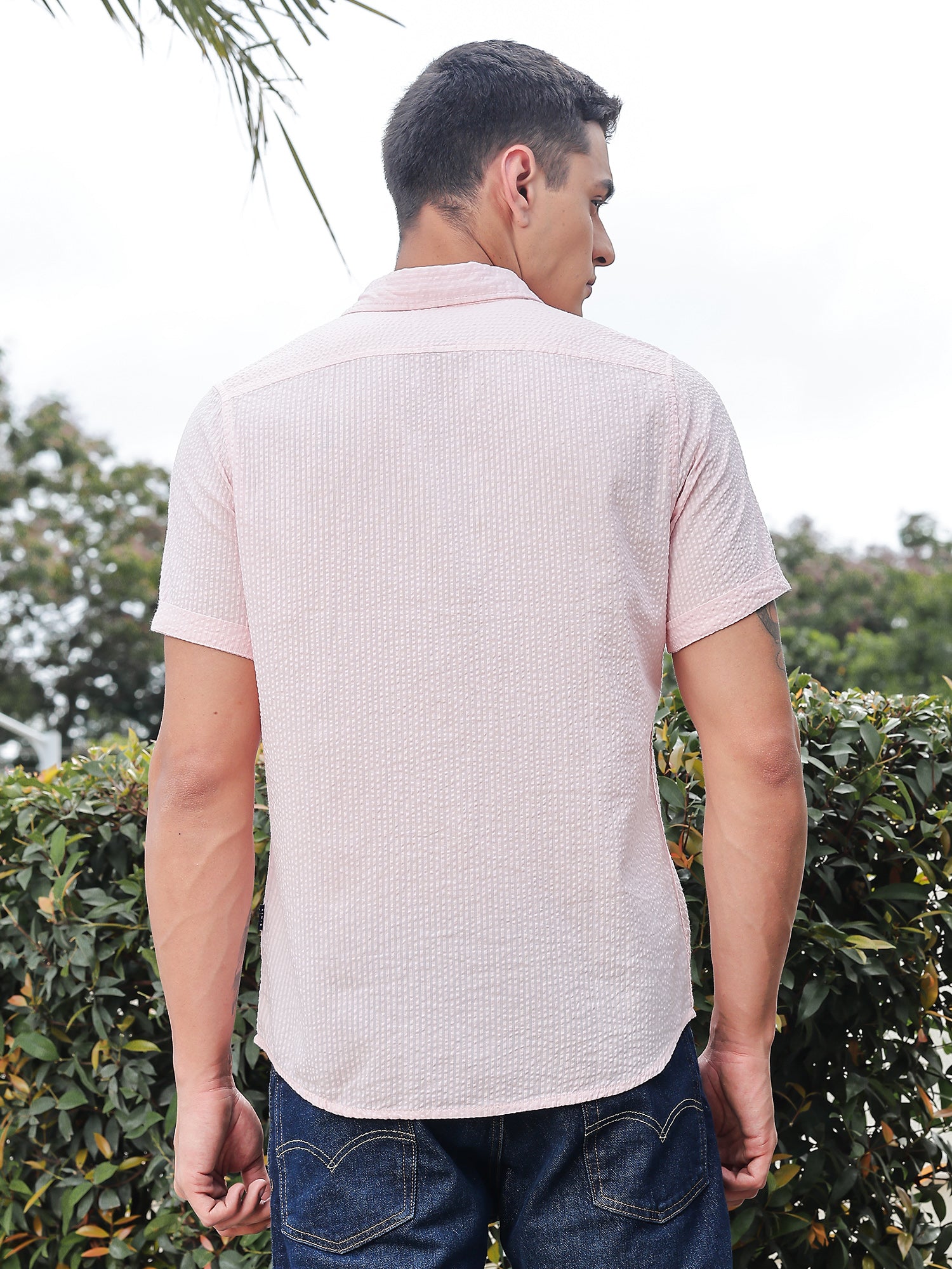Thomas Scott Men Pink Slim Fit Short Sleeves Spread Collar Seer Sucker Casual Shirt