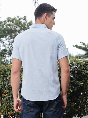 Thomas Scott Men Sky Blue Slim Fit Short Sleeves Spread Collar Seer Sucker Casual Shirt