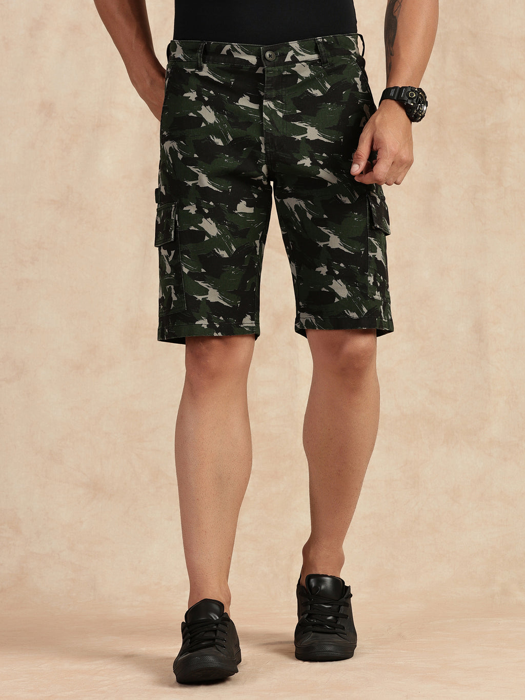 Thomas Scott Men Dark Olive Regular Fit Mid Rise Camouflage Cargo Shorts