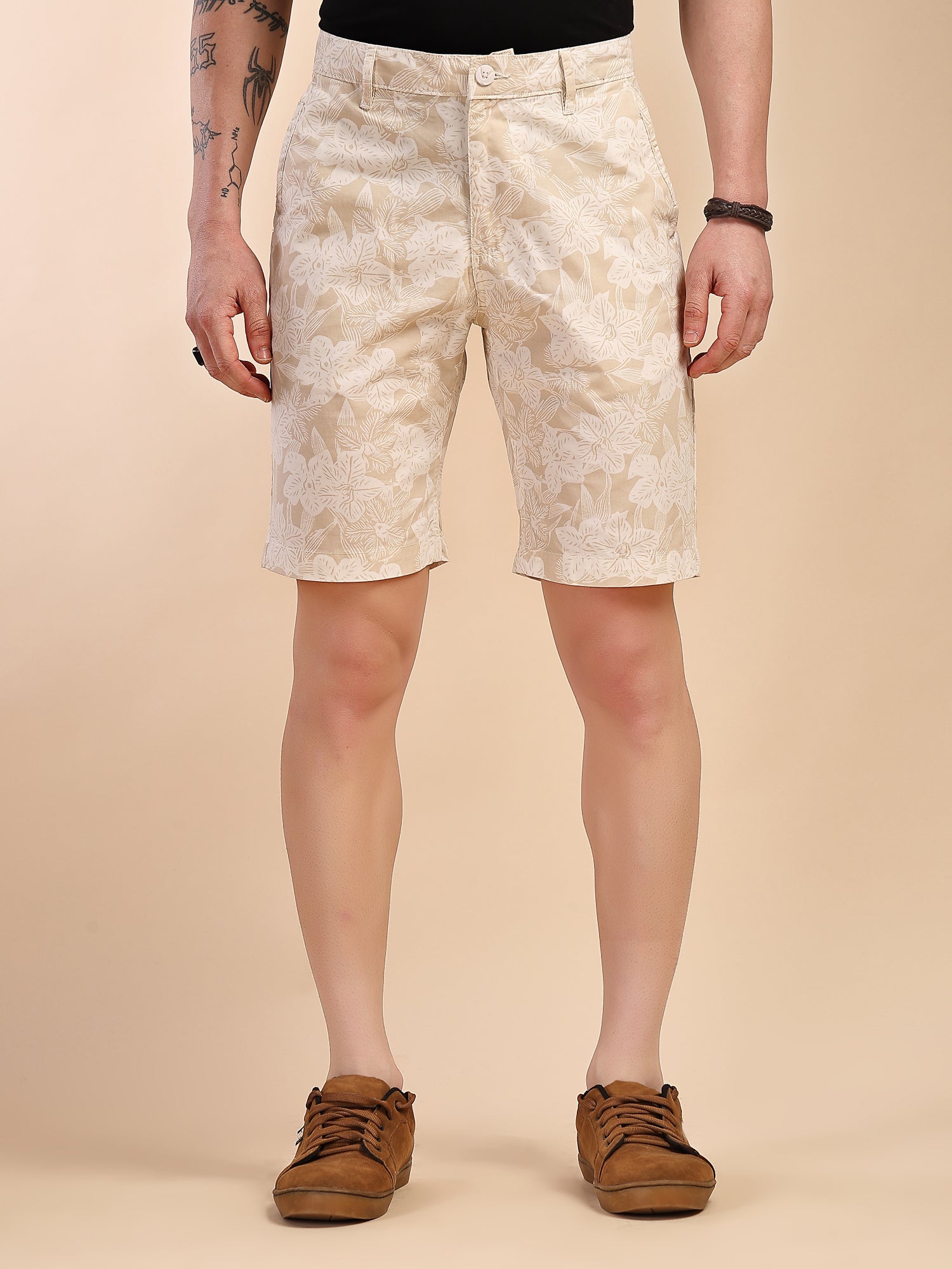 Thomas Scott Men Beige Mid-Rise Regular Fit Floral Print Cotton Woven Chinos Shorts