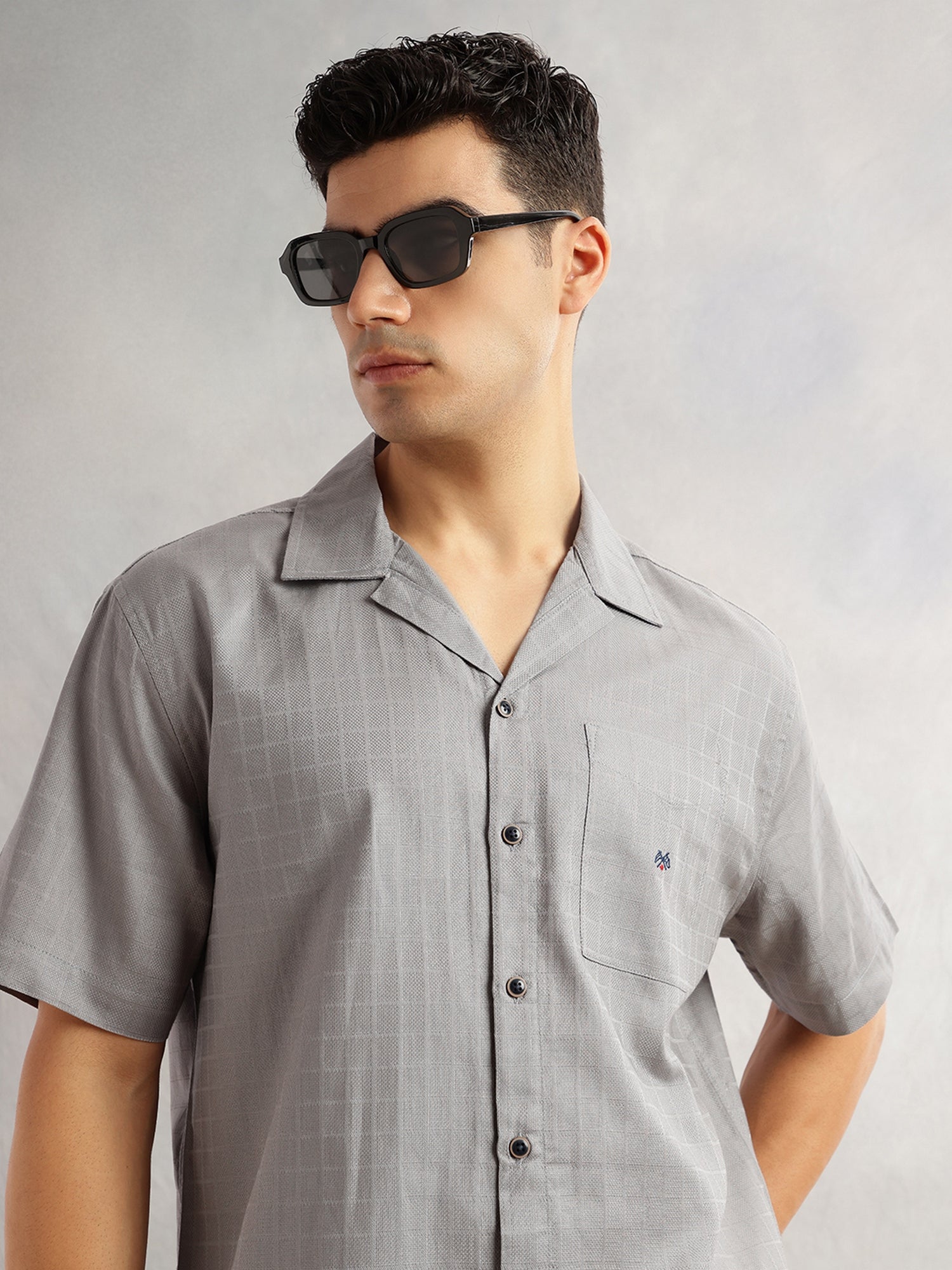 Thomas Scott Men Grey Oversized Fit Short Sleeves Cuban Collar Gingham Checks 100% Cotton Casual Shirt