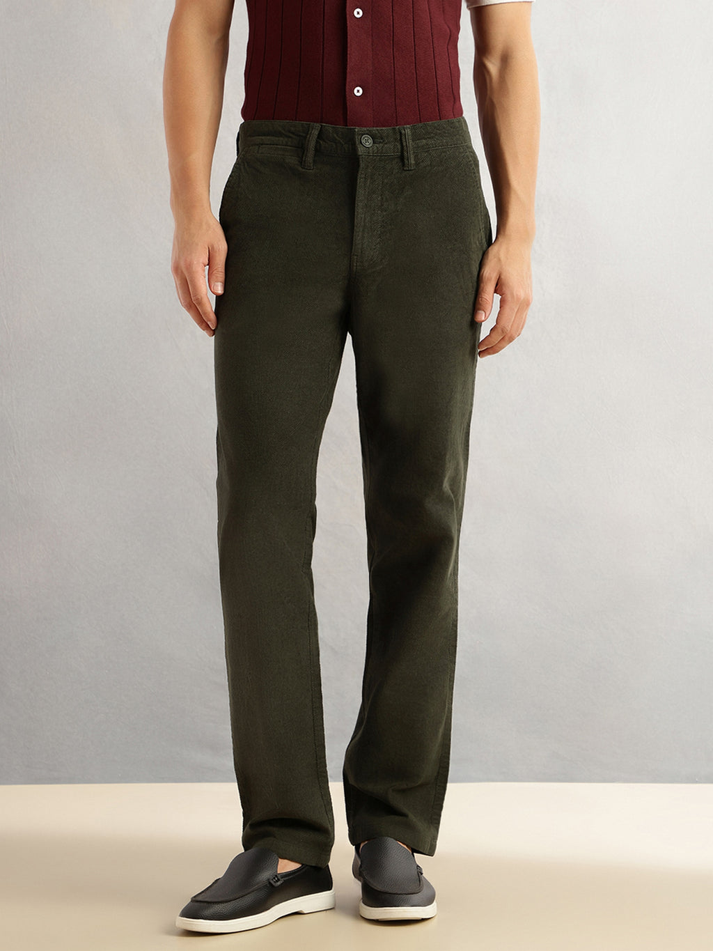 Thomas Scott Men Olive Regular Fit Mid-Rise Self Texture Cross Corduroy Trouser