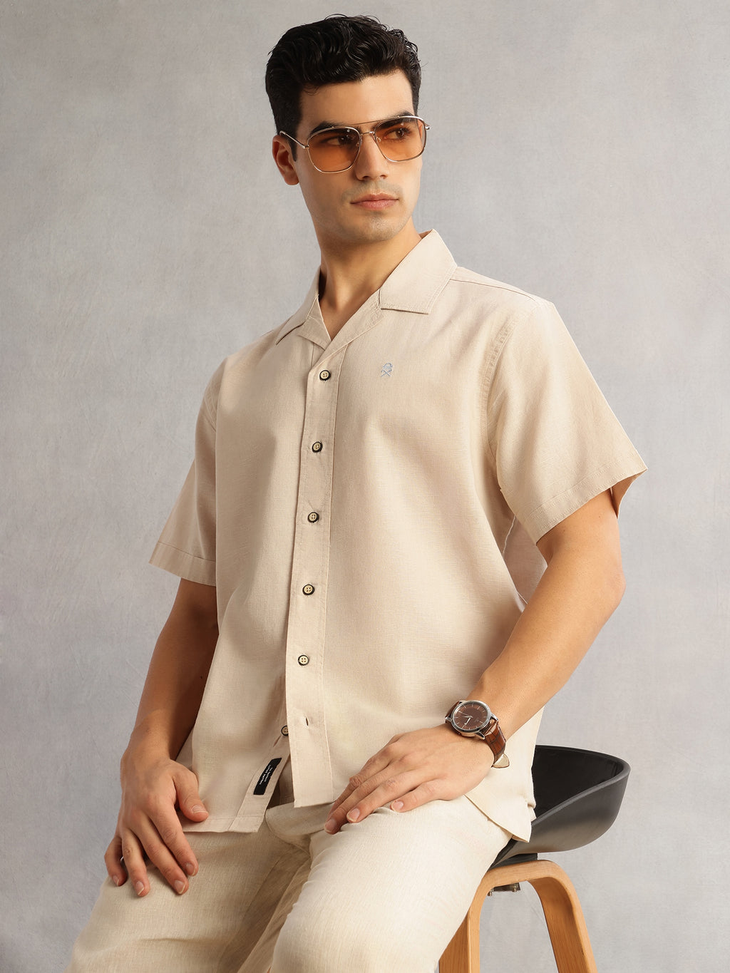 Thomas Scott Men Beige Oversized Fit Short Sleeves Cuban Collar Solid Cotton Linen Casual Shirt