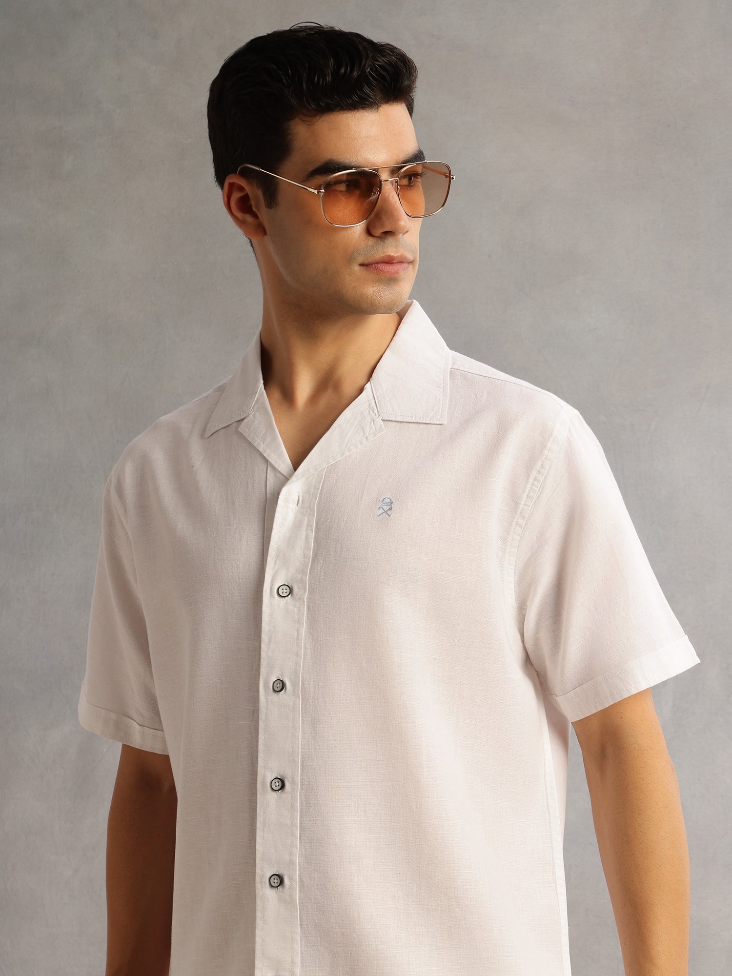 Thomas Scott Men White Oversized Fit Short Sleeves Cuban Collar Solid Cotton Linen Casual Shirt