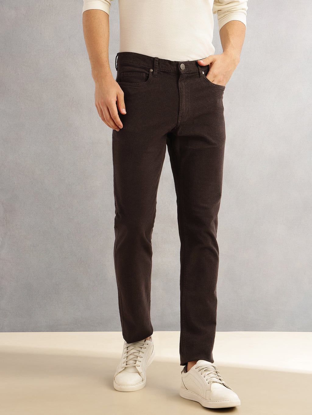 Thomas Scott Men Coffee Regular Fit Mid-Rise 5 Pockets Gabbar Corduroy Chinos Trouser