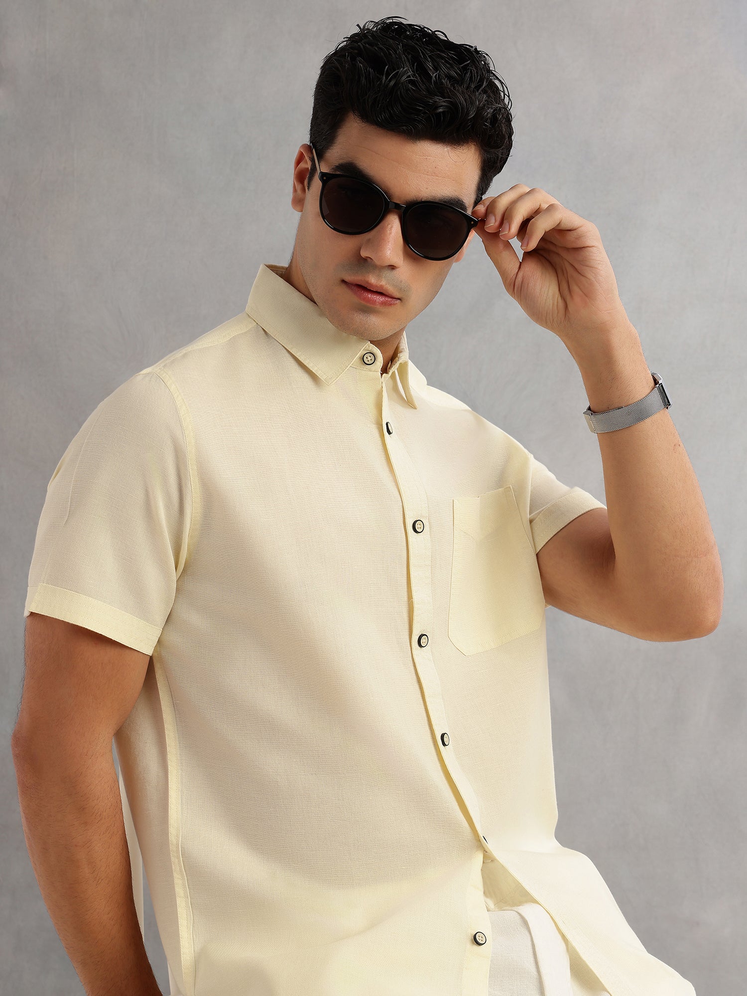 Thomas Scott Men Lemon Premium Regular Fit Short Sleeves Spread Collar Solid Linen Casual Shirt