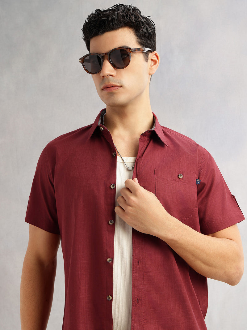 Thomas Scott Men Maroon Regular Fit Short Sleeves Spread Collar 100% Cotton Casual Shirt