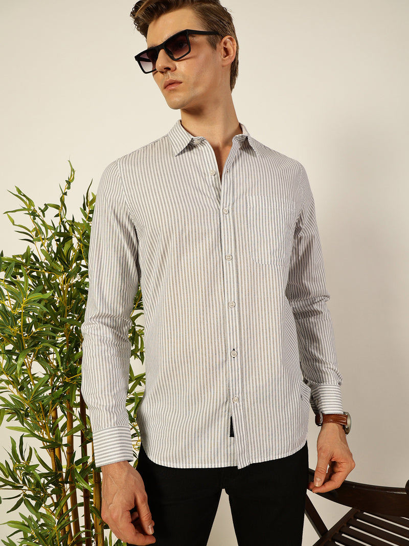 Thomas Scott Men White Slim Fit Long Sleeves Spread Collar Pinstripes Cotton Casual Shirt