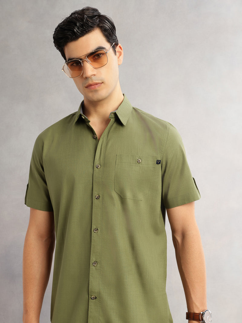 Thomas Scott Men Olive Regular Fit Short Sleeves Spread Collar 100% Cotton Casual Shirt