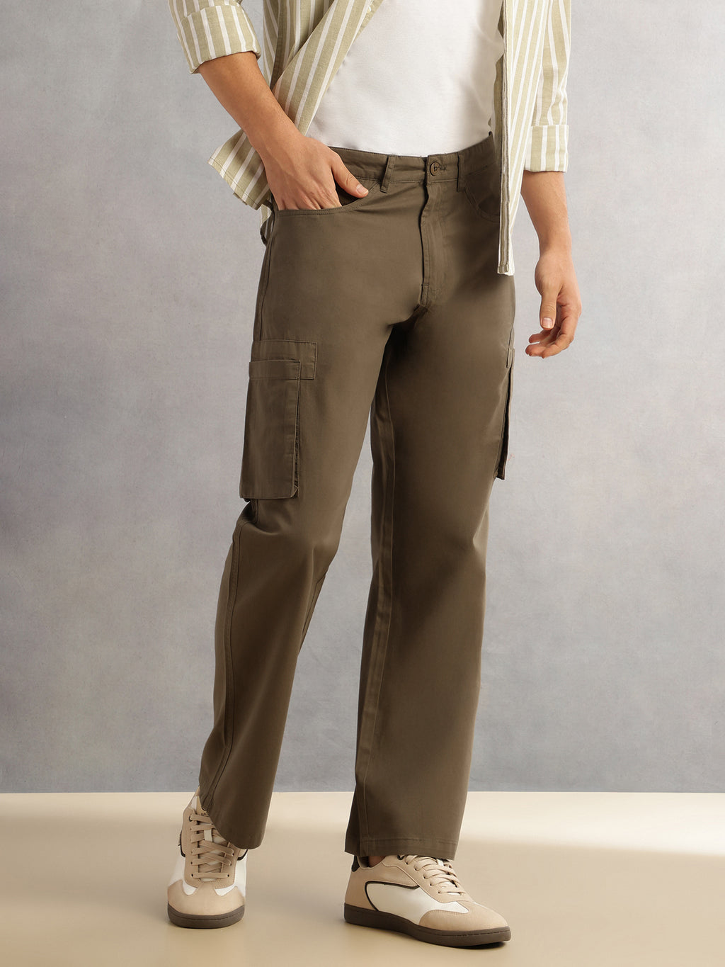 Thomas Scott Men Olive Cricket Club Straight Fit Mid-Rise Solid 100% Cotton Woven Cargo Trouser