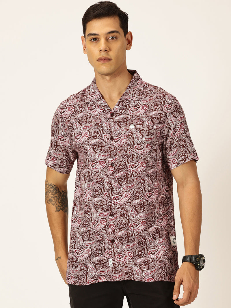 Thomas Scott Men Maroon Regular Fit Short Sleeves Cuban Collar Abstract Printed Casual Shirt