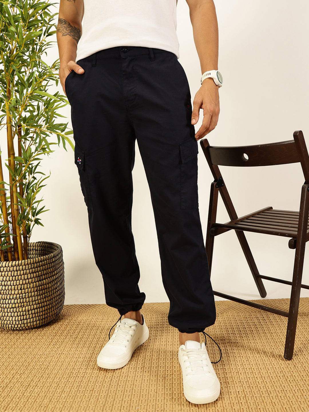 Thomas Scott Men Navy Regular Fit Mid-Rise Cotton Woven Parachute Cargo Trouser