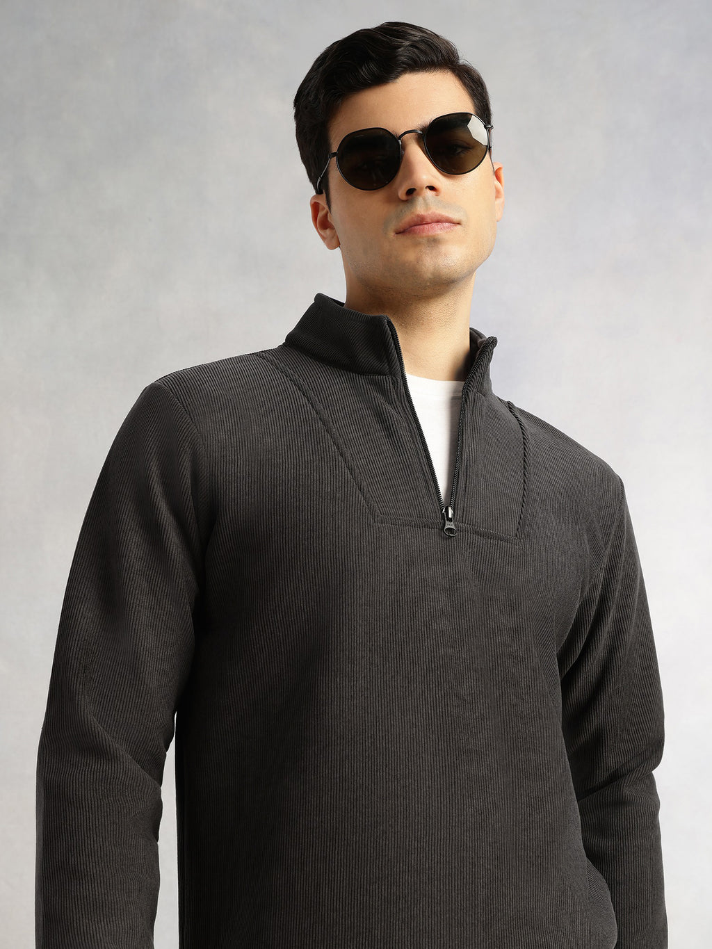 Thomas Scott Men Grey Regular Fit Long Sleeves Mock Neck Half-Zip Solid Polyester Knitted Sweatshirt